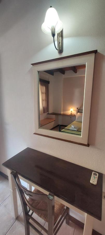 Ο Μπαξεσ Apartamento Livadi  Exterior foto